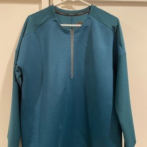 Nike Tech Pack Running Green Shirt Large CJ5741-347 long sleeve